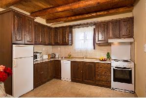 ΟΝΤΑΣ ΠΑΡΑΔΟΣΙΑΚΑ ΕΠΙΠΛΑ ΞΥΛΙΝΕΣ ΚΑΤΑΣΚΕΥΕΣ